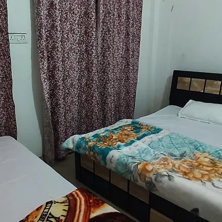 Ik Homestay Varanasi Exterior photo